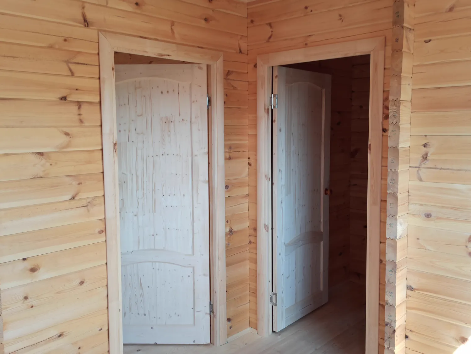 ДОМ 6,0Х6,0 - из профилированного бруса 65/140 камерной сушки, кровля металл, утепление пол+потолок, вентиляция!